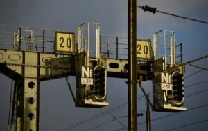 industry signal analysis report