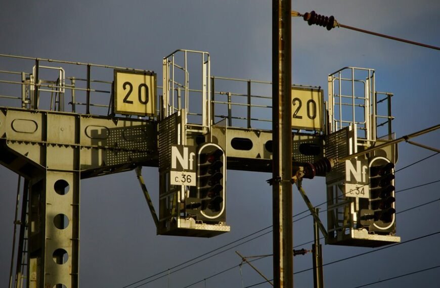 industry signal analysis report